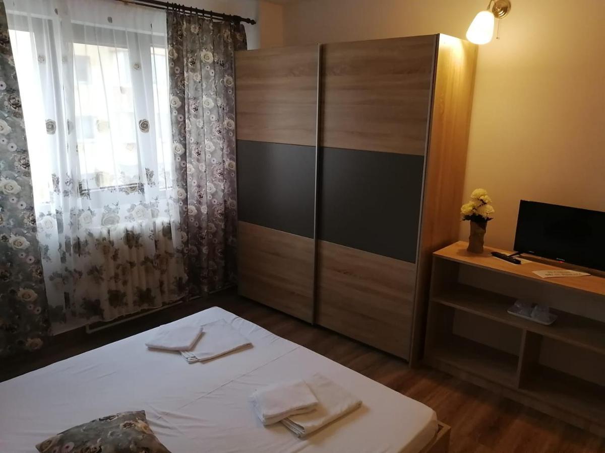 Orăştie Hotel Dacor מראה חיצוני תמונה