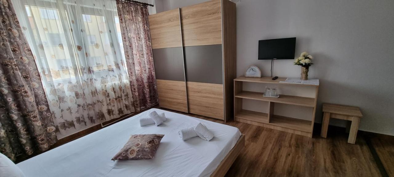 Orăştie Hotel Dacor מראה חיצוני תמונה