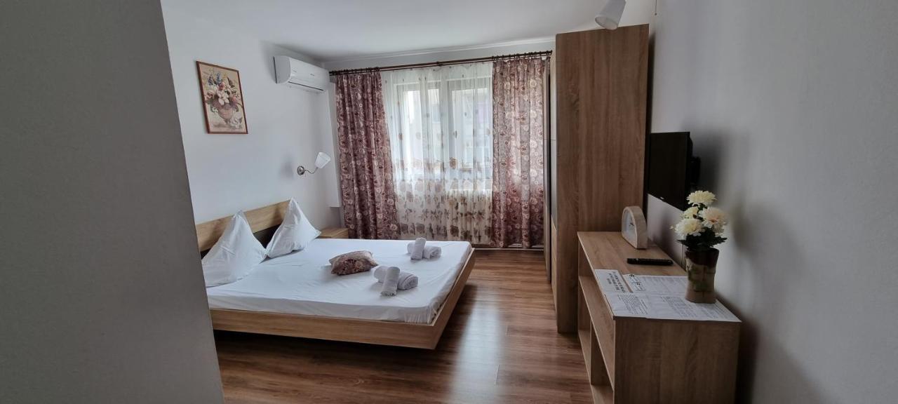 Orăştie Hotel Dacor מראה חיצוני תמונה