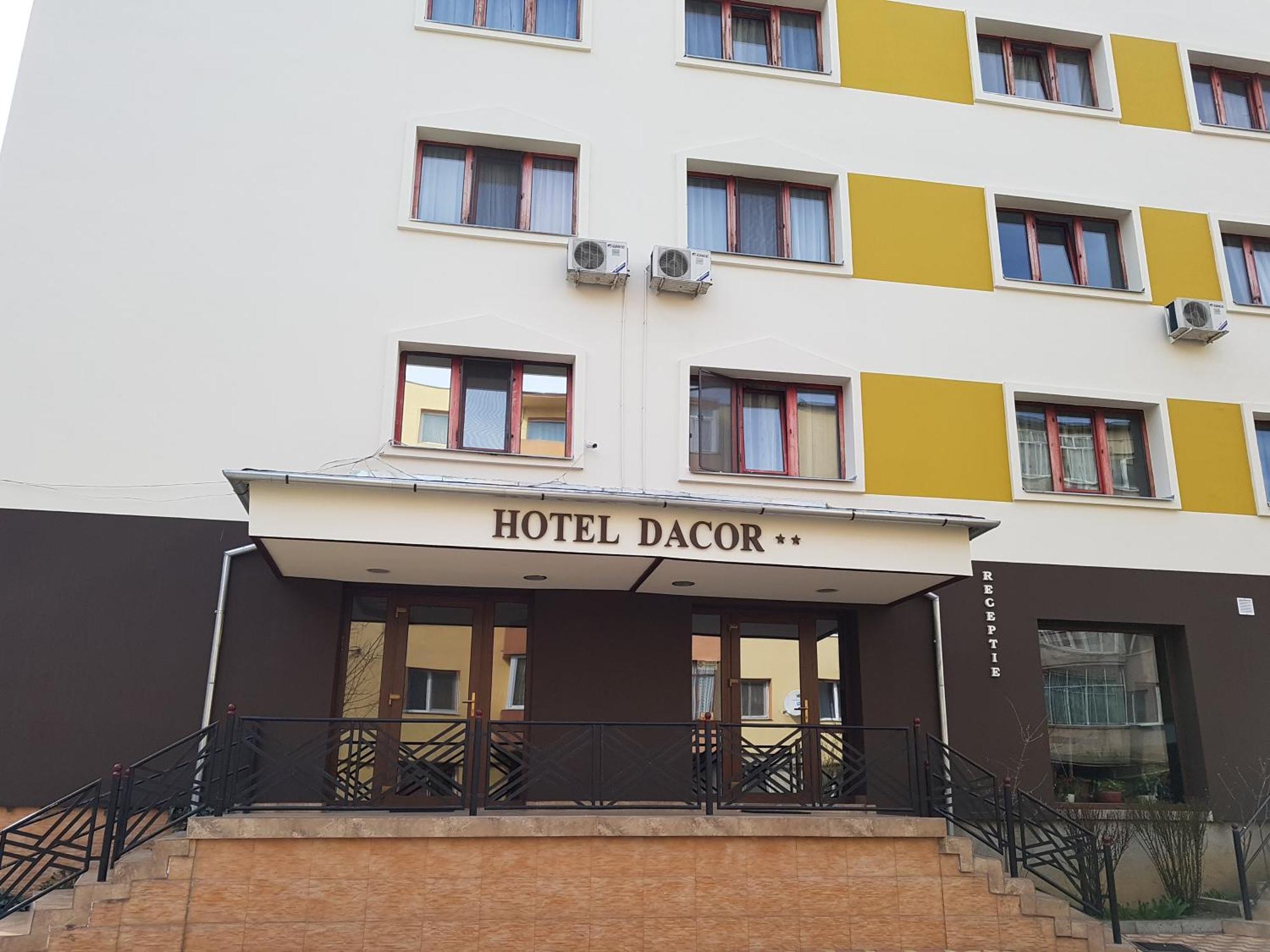 Orăştie Hotel Dacor מראה חיצוני תמונה