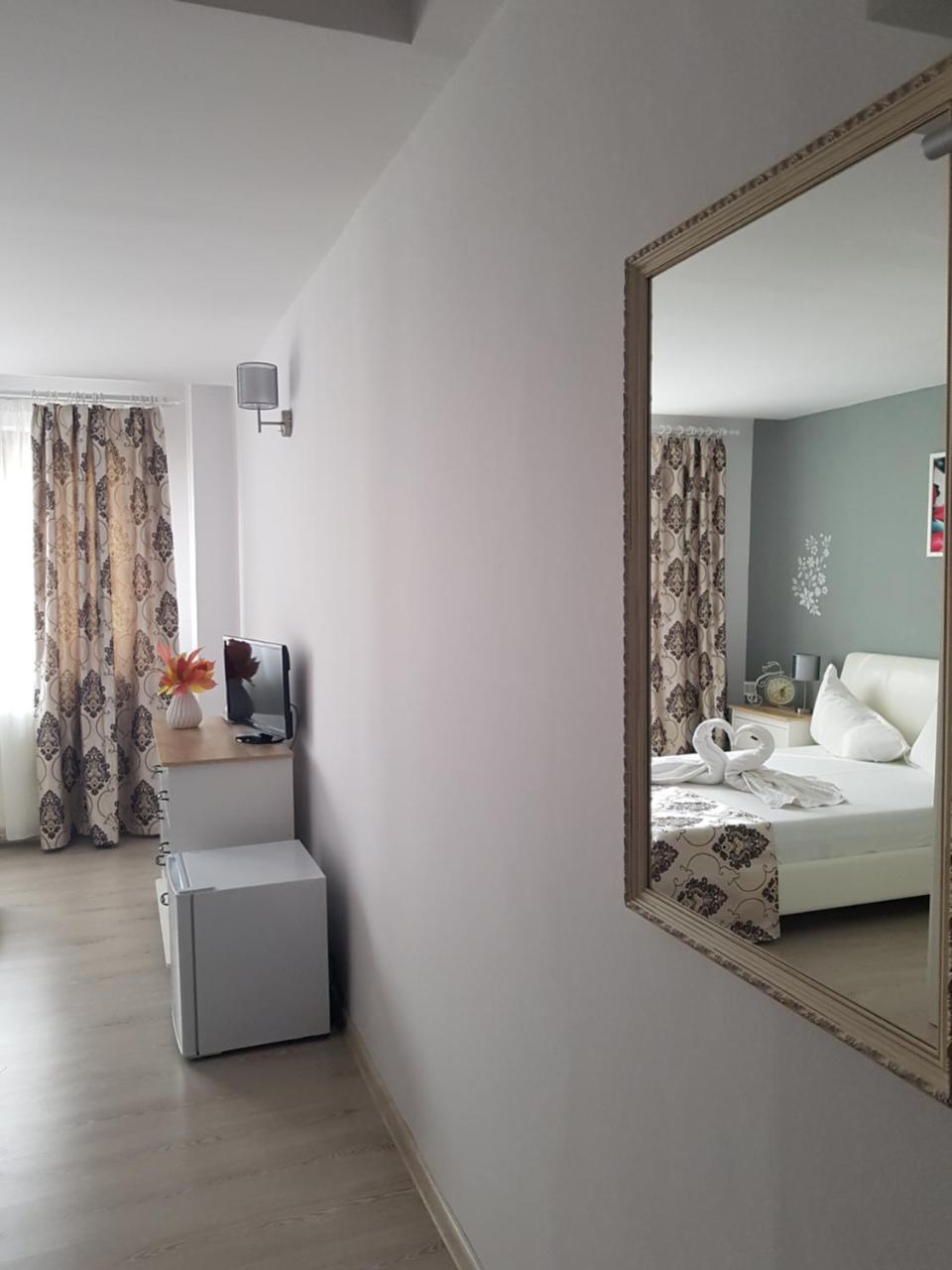 Orăştie Hotel Dacor מראה חיצוני תמונה