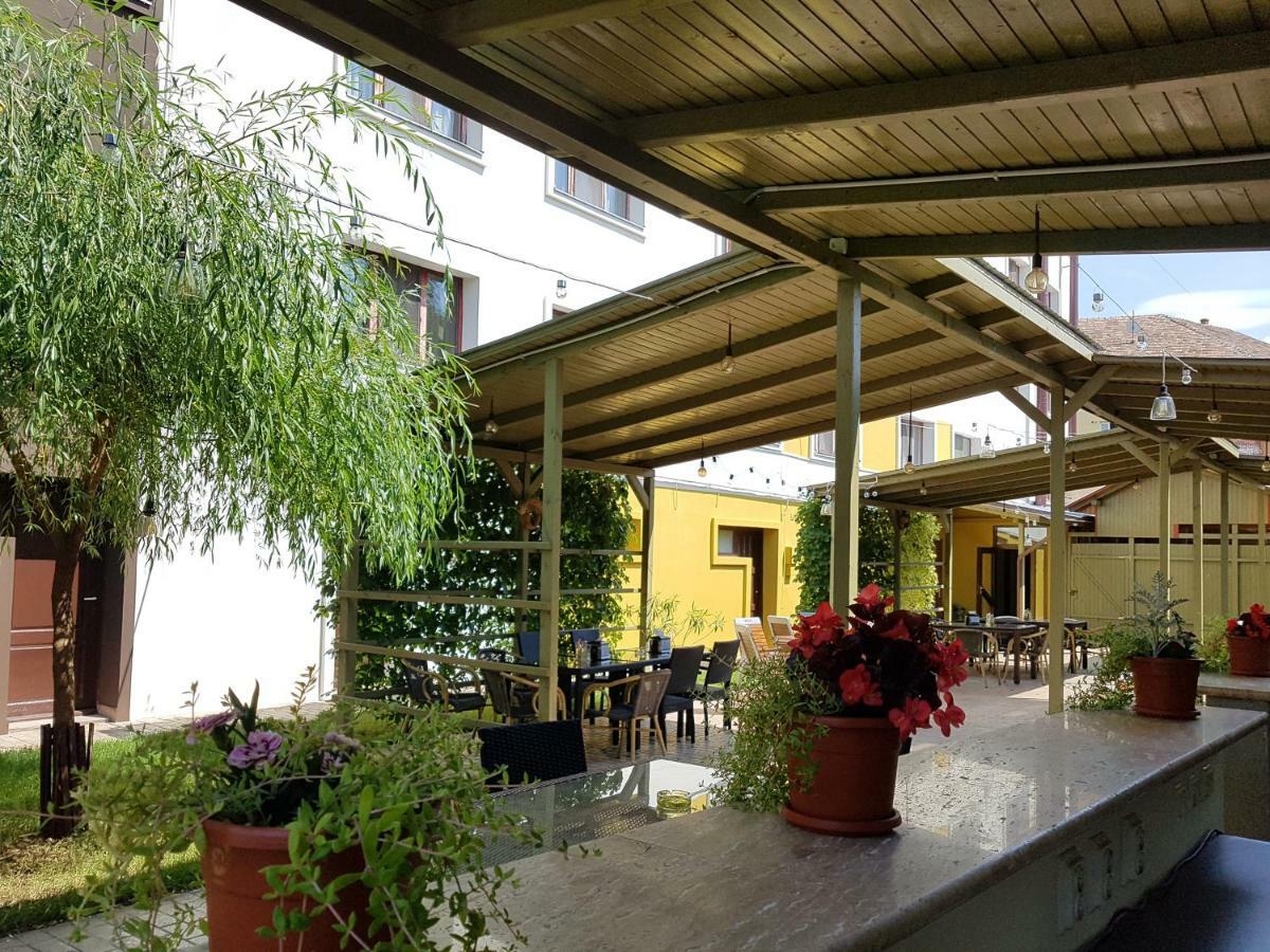 Orăştie Hotel Dacor מראה חיצוני תמונה